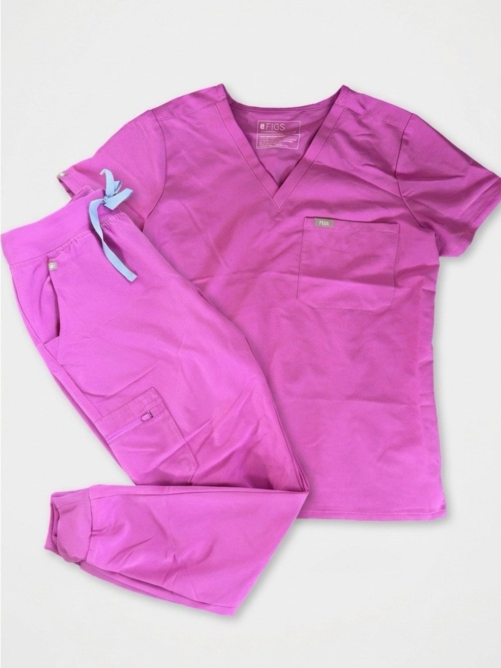 FIGS Ultraberry Scrub Set – Catarina One-Pocket Top + Zamora Tall Joggers